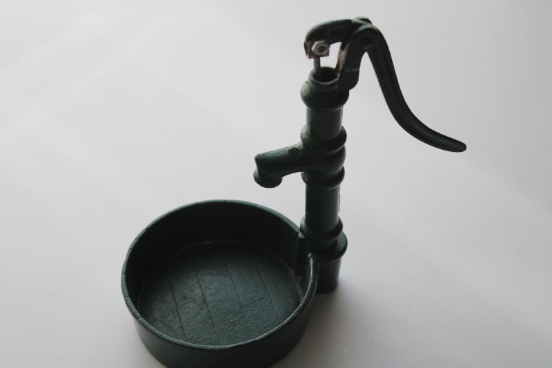 photo of vintage cast iron decorative miniature hand pump w/ barrel planter pot, old green paint #5