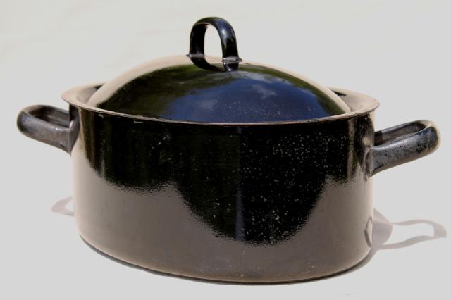 photo of vintage cast iron enamel ware oval dutch oven roasting pan, high style design w/ offset handles #1