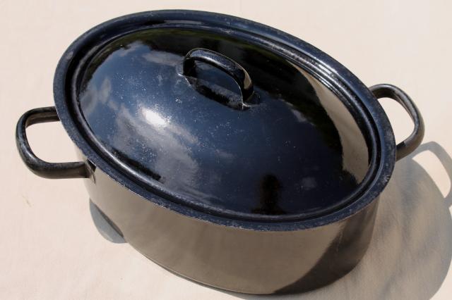 photo of vintage cast iron enamel ware oval dutch oven roasting pan, high style design w/ offset handles #3