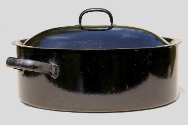 photo of vintage cast iron enamel ware oval dutch oven roasting pan, high style design w/ offset handles #4