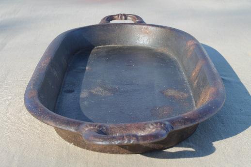 photo of vintage cast iron griddle for a wood stove, primitive old iron tray w/ handles #3