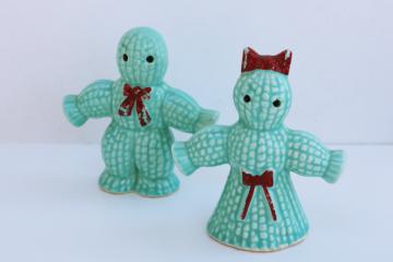 vintage ceramic S&P shakers, 1950s green woven look corn cob dollies boy & girl doll