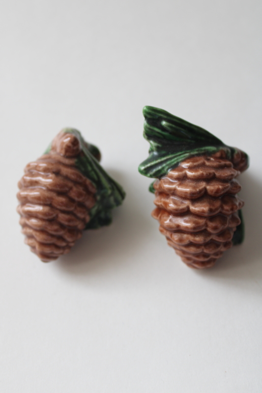 photo of vintage ceramic S&P shakers set, tiny pinecones for Christmas or rustic camp style  #4