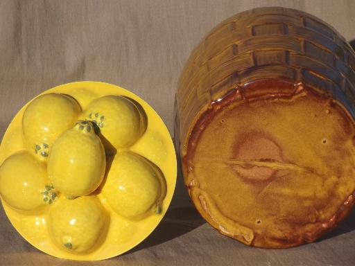 photo of vintage ceramic cookie canister jar, large brown barrel of yellow lemons #5