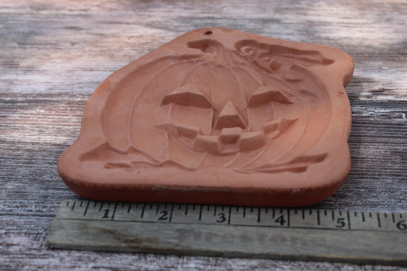 photo of vintage ceramic craft or cookie mold, Halloween jack o lantern Brown Bag style Cotton Press #4