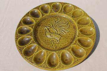 catalog photo of vintage ceramic egg plate, 60s 70s retro California pottery deviled egg tray w/ rooster