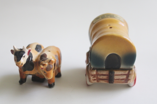 photo of vintage ceramic salt & pepper shakers, Oregon Trail souvenir oxen and covered wagon  #3