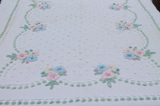 photo of vintage chenille bedspread, cotton chenille spread popcorn chenille flowers #2