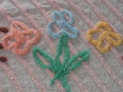 photo of vintage chenille bedspread, floral bouquet #4