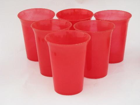 photo of vintage cherry red plastic picnic dishes, 1950s Gothamware bowls, tumblers #2