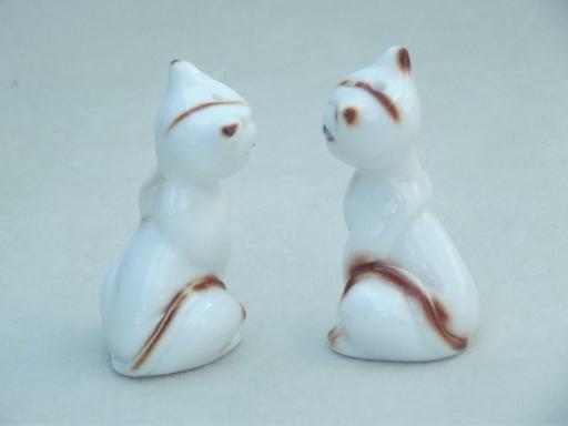 photo of vintage china cat salt & pepper shakers, Siamese cats figural S&P lot  #6