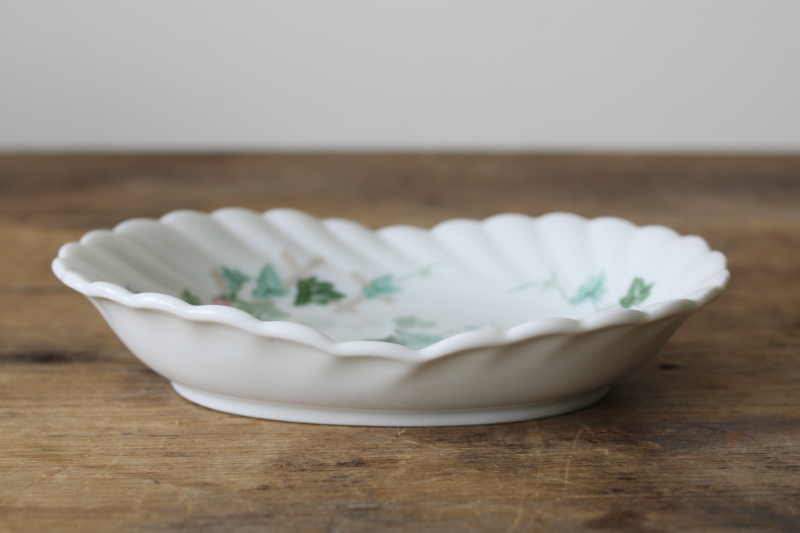 photo of vintage china soap dish, ring or trinket dish, green ivy trellis print on white #3