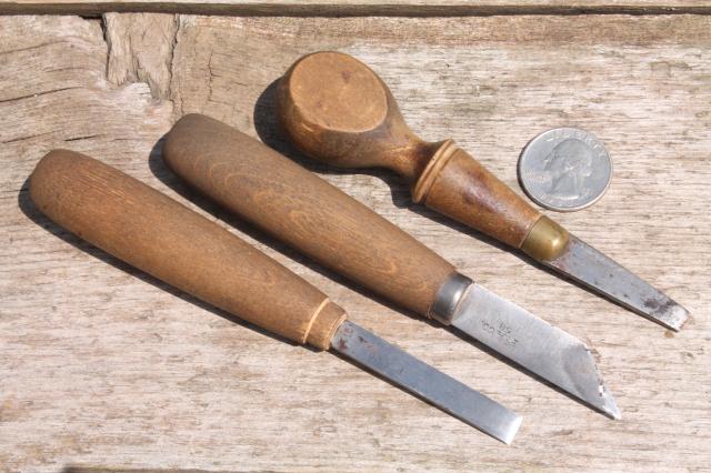 photo of vintage chip carving knives wood working tools, lot of 3 in woodburned box #3