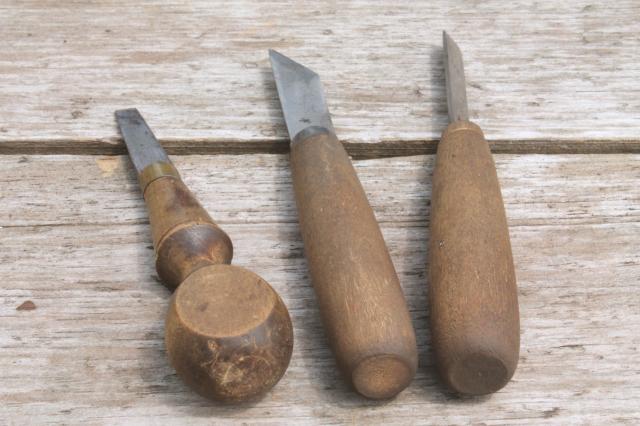 photo of vintage chip carving knives wood working tools, lot of 3 in woodburned box #9