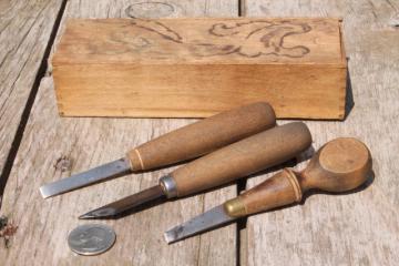 catalog photo of vintage chip carving knives wood working tools, lot of 3 in woodburned box