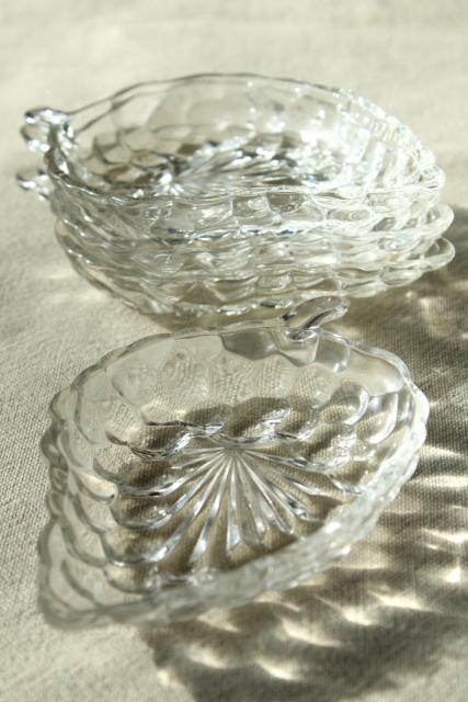 photo of vintage clear glass grape shape dishes, small nut bowls or butter pat plates bunches of grapes #3