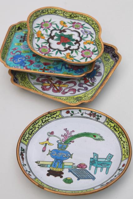 photo of vintage cloisonne enamel brass trays or ashtrays, chinoiserie enameled metal dishes #1