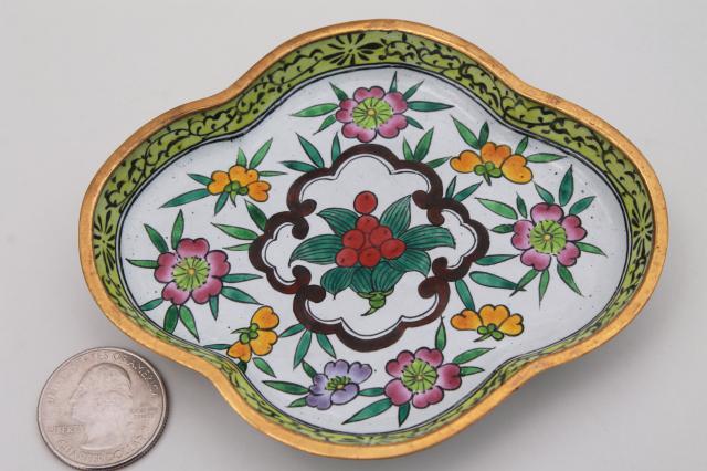 photo of vintage cloisonne enamel brass trays or ashtrays, chinoiserie enameled metal dishes #11