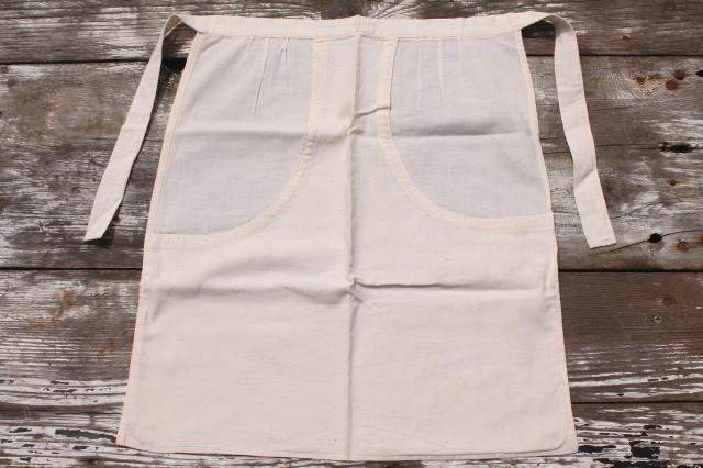 photo of vintage clothespin holder aprons, clothes pin bags to wear or hang in the laundry room #6