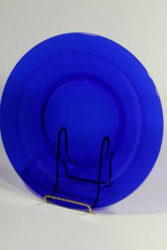 catalog photo of vintage cobalt blue glass chop plate or sandwich tray, large cake plate