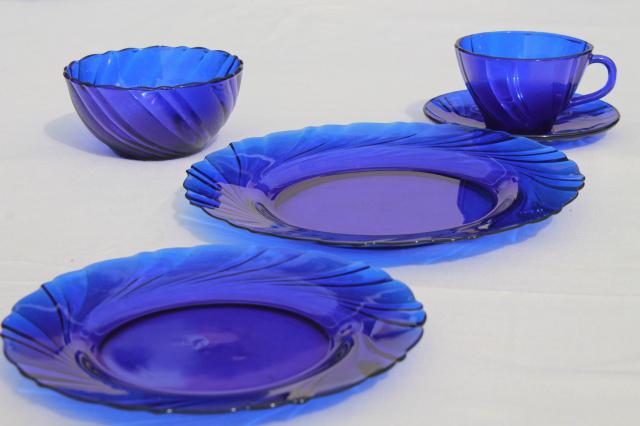 photo of vintage cobalt blue glass dishes set for four, Duralex Rivage swirl pattern #2