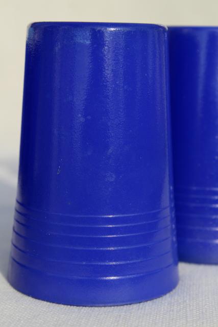 photo of vintage cobalt blue tumblers, depression era juice glasses Hazel Atlas Moderntone platonite #4