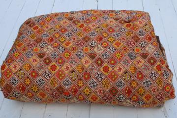 catalog photo of vintage comforter quilt, orange, yellow gold, brown print cotton boho cozy fall bedding 