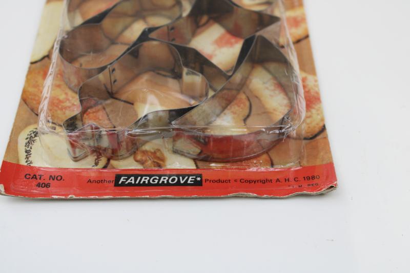 photo of vintage cookie cutter set in original package dated 1980, stainless metal cookie cutters #2