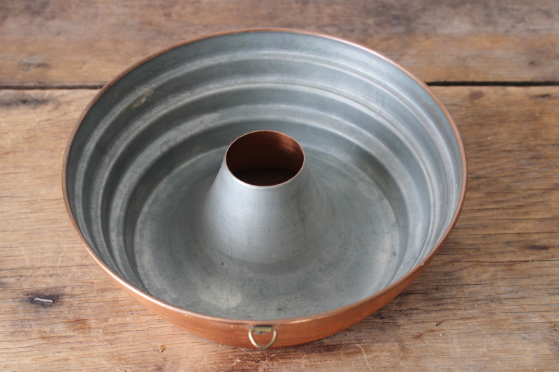 photo of vintage copper ring mold, stacked rings tower shape round 8 inch diameter  #2