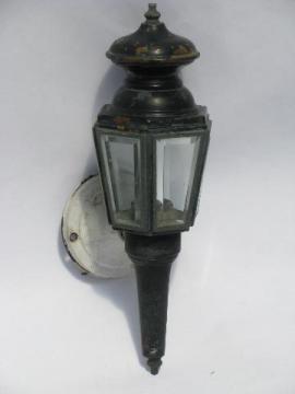 catalog photo of vintage copper stagecoach lamp porch light, coach house wall sconce lantern