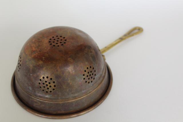 photo of vintage copper strainer basket w/ brass handle, kitchen colander bowl scoop #4