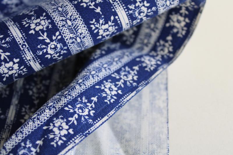 photo of vintage cotton broadcloth fabric, royal blue w/ white floral stripe print #4