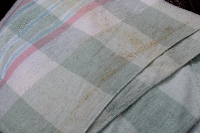 photo of vintage cotton camp blankets and fold over flannel sheet blankets, retro candy stripe colors #3