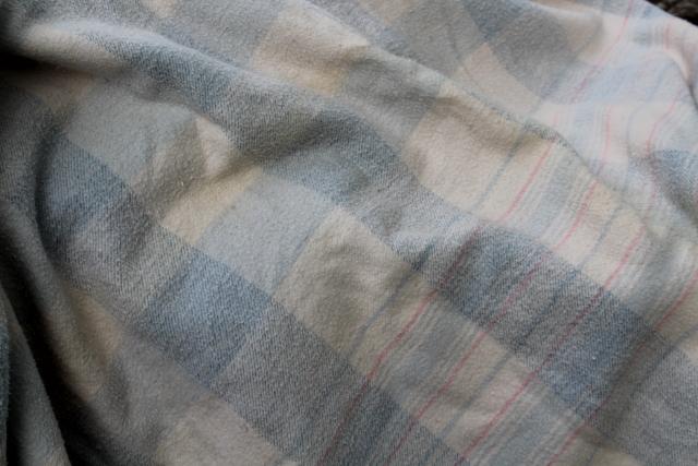 photo of vintage cotton camp blankets and fold over flannel sheet blankets, retro candy stripe colors #7