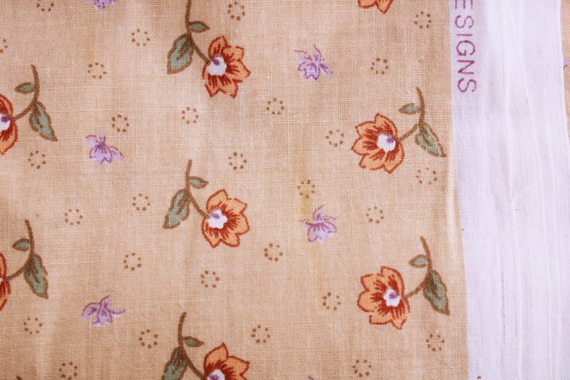 photo of vintage cotton decorator fabric, cottage floral print small flowers Laura Ashley style #2