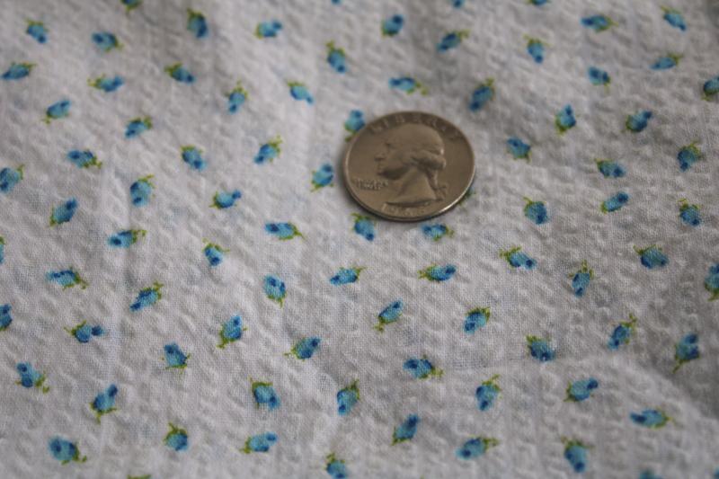 photo of vintage cotton fabric, blue rosebuds print on white crinkle plisse #2