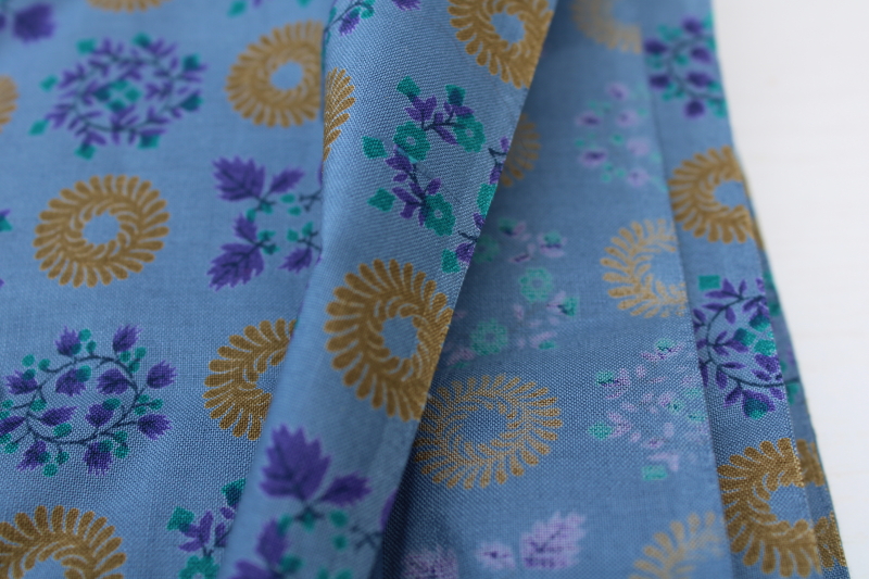 photo of vintage cotton fabric, deep dusk blue w/ lavender flowers, laurel wreaths print french country style  #2