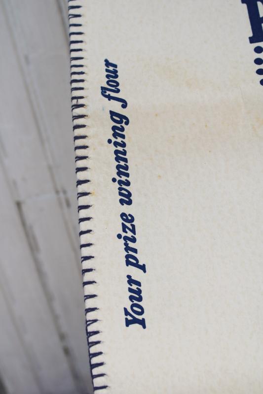 photo of vintage cotton fabric flour sack w/ original paper label Pillsbury advertising graphics #5