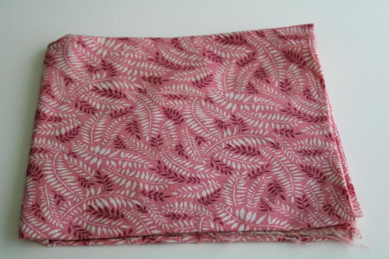 photo of vintage cotton feed sack fabric, antique pink fern print Victorian style #1