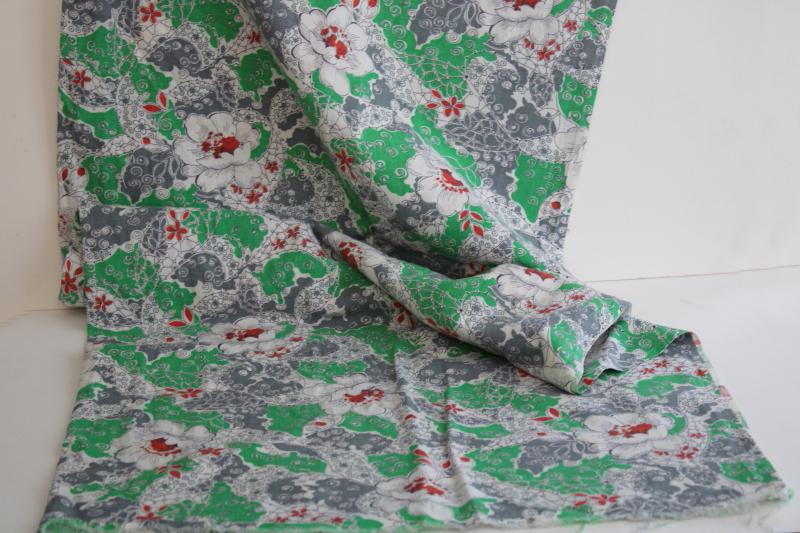 photo of vintage cotton feed sack fabric, floral print grey & rust red on kelly green #1