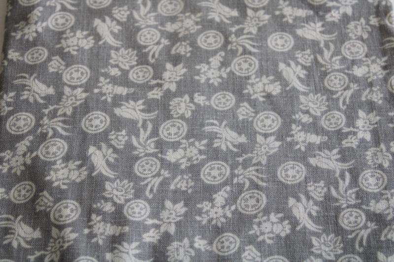 photo of vintage cotton feed sack fabric, grey and white floral print small flowers #1