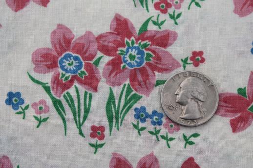 photo of vintage cotton feed sack fabric, pink daffodil flowers, spring daffodils print #2