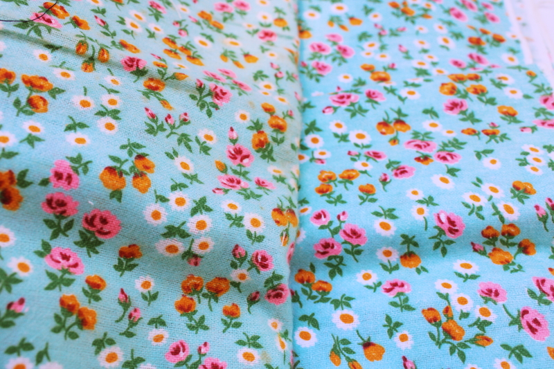 photo of vintage cotton flannel fabric, ditsy print daisies roses cottage floral on aqua blue #2