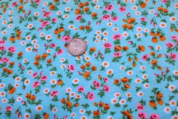 catalog photo of vintage cotton flannel fabric, ditsy print daisies roses cottage floral on aqua blue