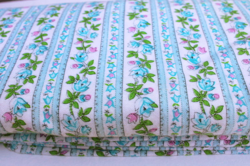 photo of vintage cotton flannel fabric, girly granny floral cottagecore flowered print #1