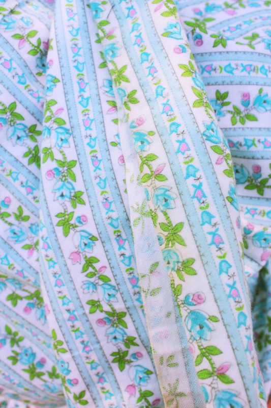 photo of vintage cotton flannel fabric, girly granny floral cottagecore flowered print #4