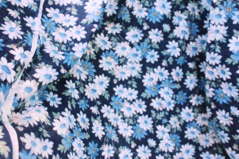 photo of vintage cotton flannel fabric, prairie girl granny floral daisies on dark blue #3