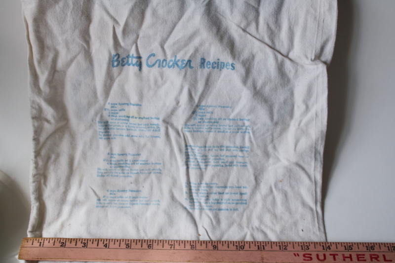 photo of vintage cotton flour sack printed Sperry pancake mix w/ Betty Crocker recipes  #6