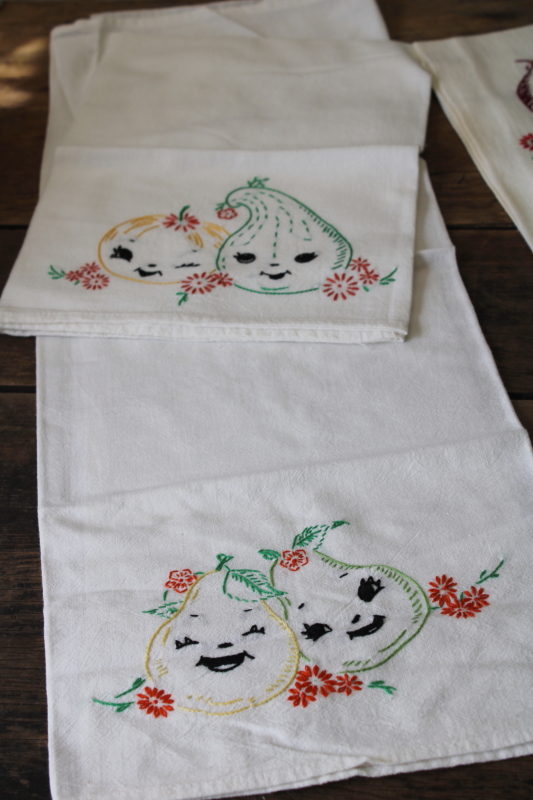 photo of vintage cotton flour sack towels, lot of 8 kitchen towels w/ anthropomorphic vegetables #2