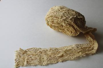catalog photo of vintage cotton lace edging 4 inch wide cluny style sewing trim, deep ivory color 